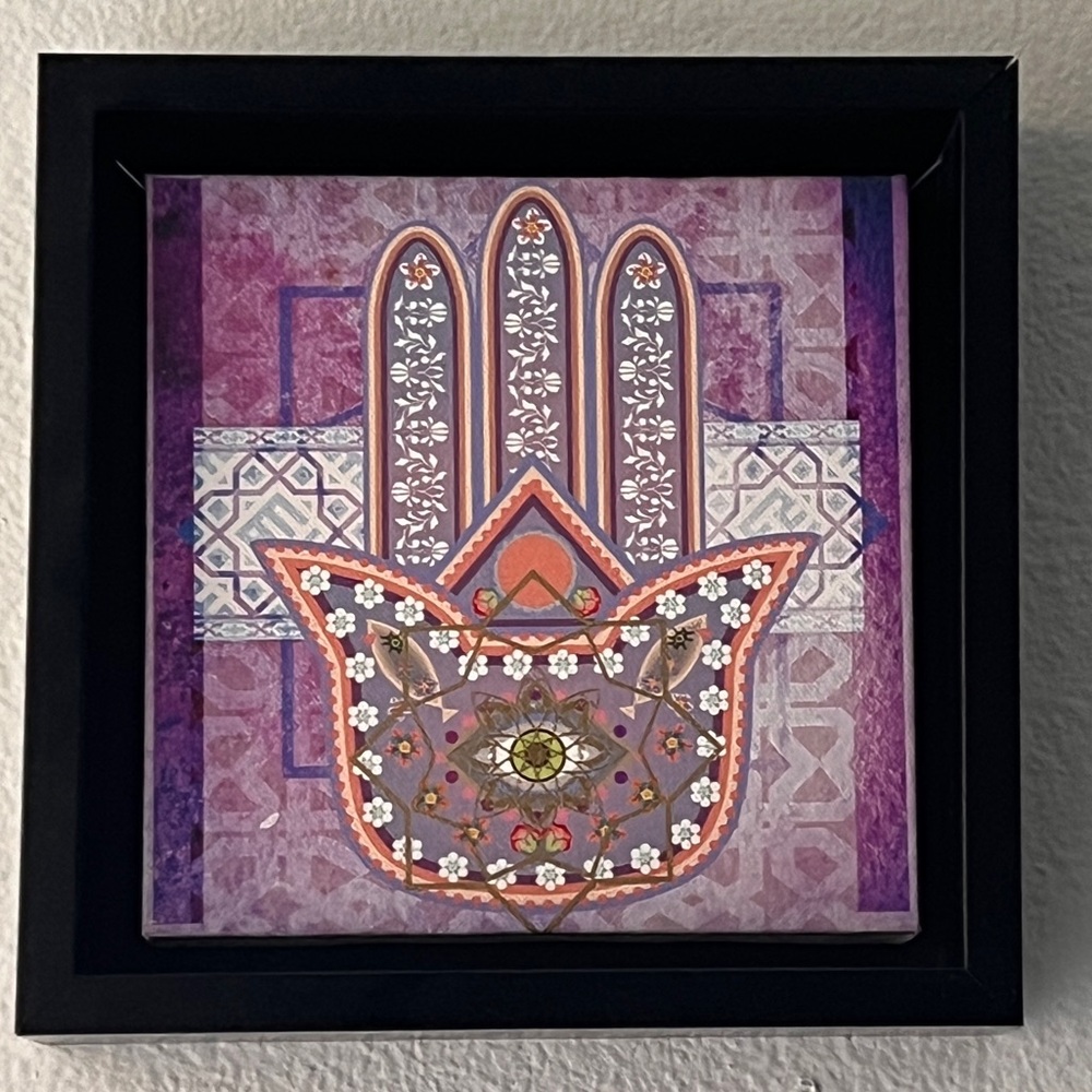 Canvas Print Wall Hanging Art Piece Home Decor/Accent Purple